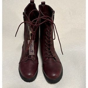 Seven 7 women’s Mr. Zipper Boots Red Faux Leather size 11